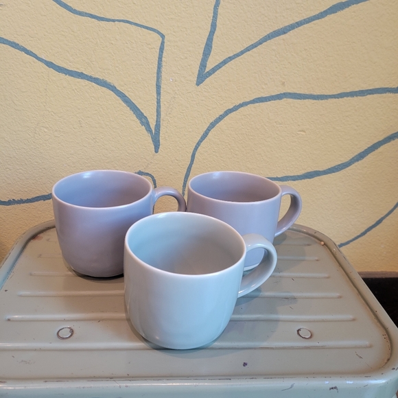 Fable Stoneware Mugs Set of 3 - Picture 2 of 7